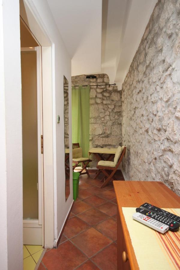 Apartments By The Sea Gradac, Makarska - 6661 Градац Екстериор снимка