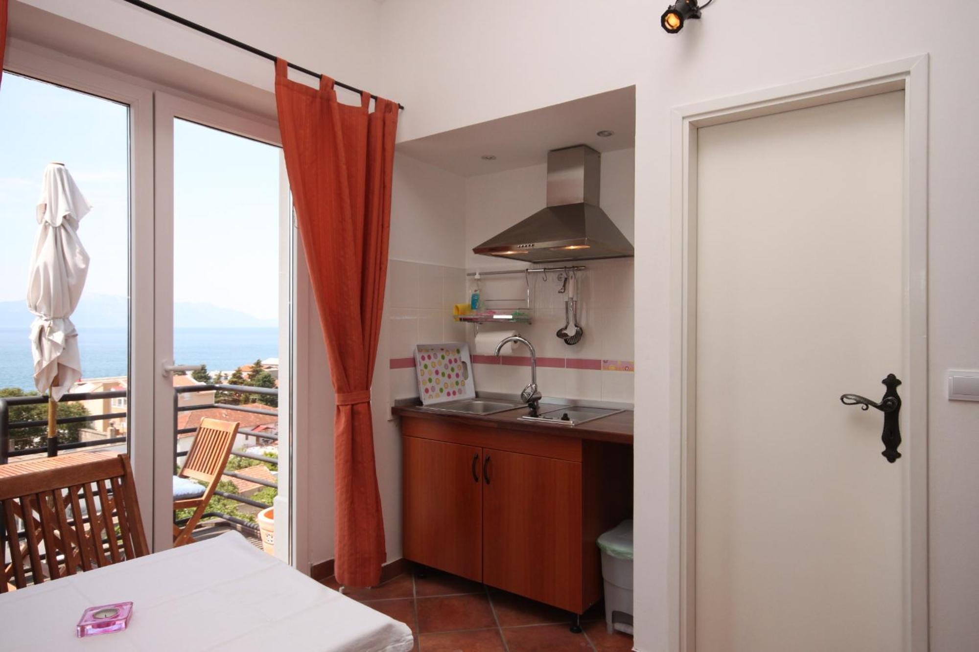 Apartments By The Sea Gradac, Makarska - 6661 Градац Екстериор снимка
