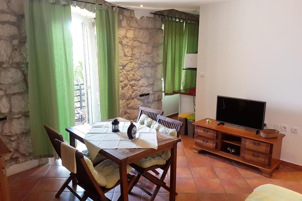 Apartments By The Sea Gradac, Makarska - 6661 Градац Екстериор снимка